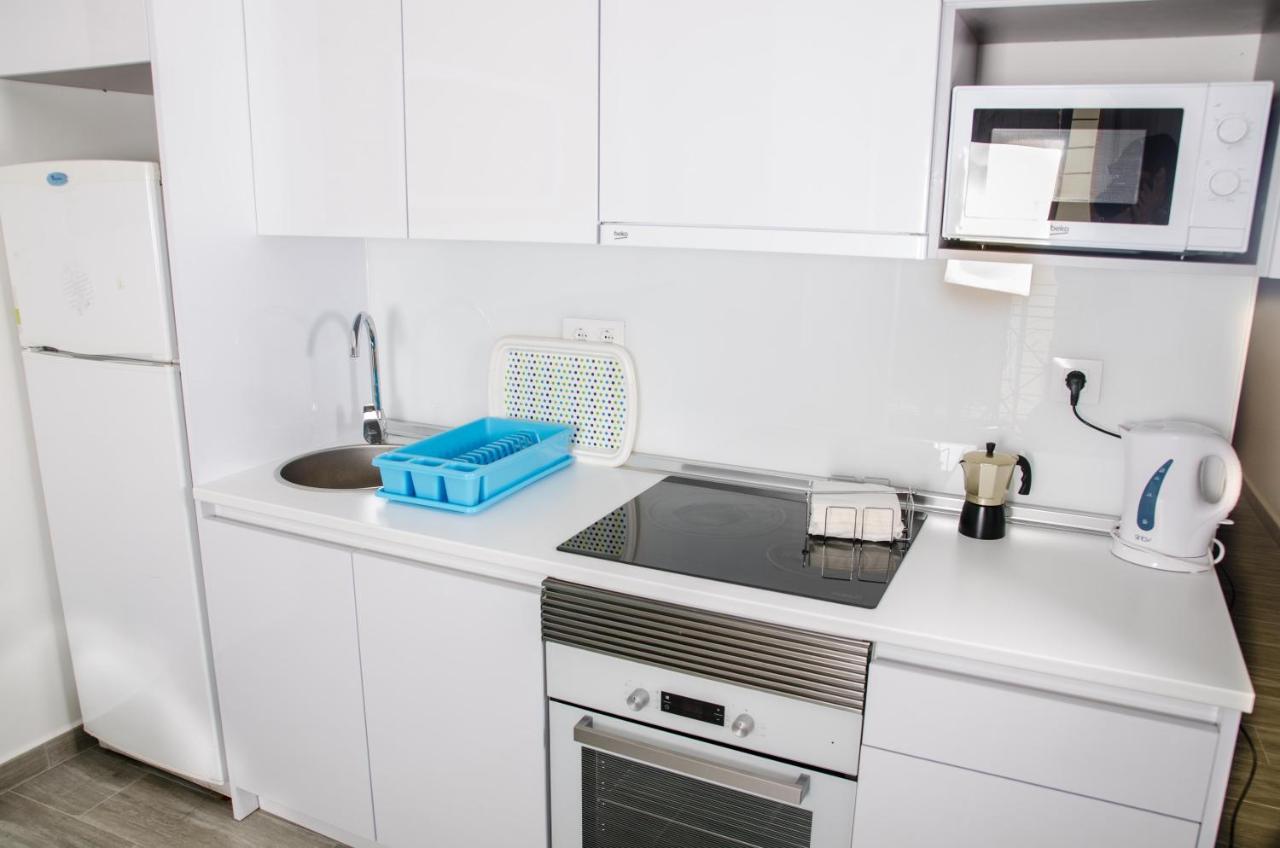 San Diego Center Apartment